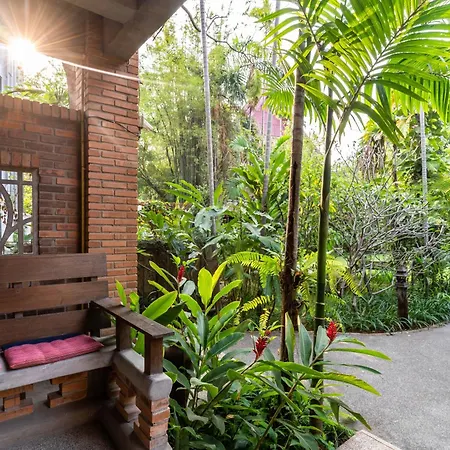 Yaang Come Village Hotel Chiang Mai Exterior photo